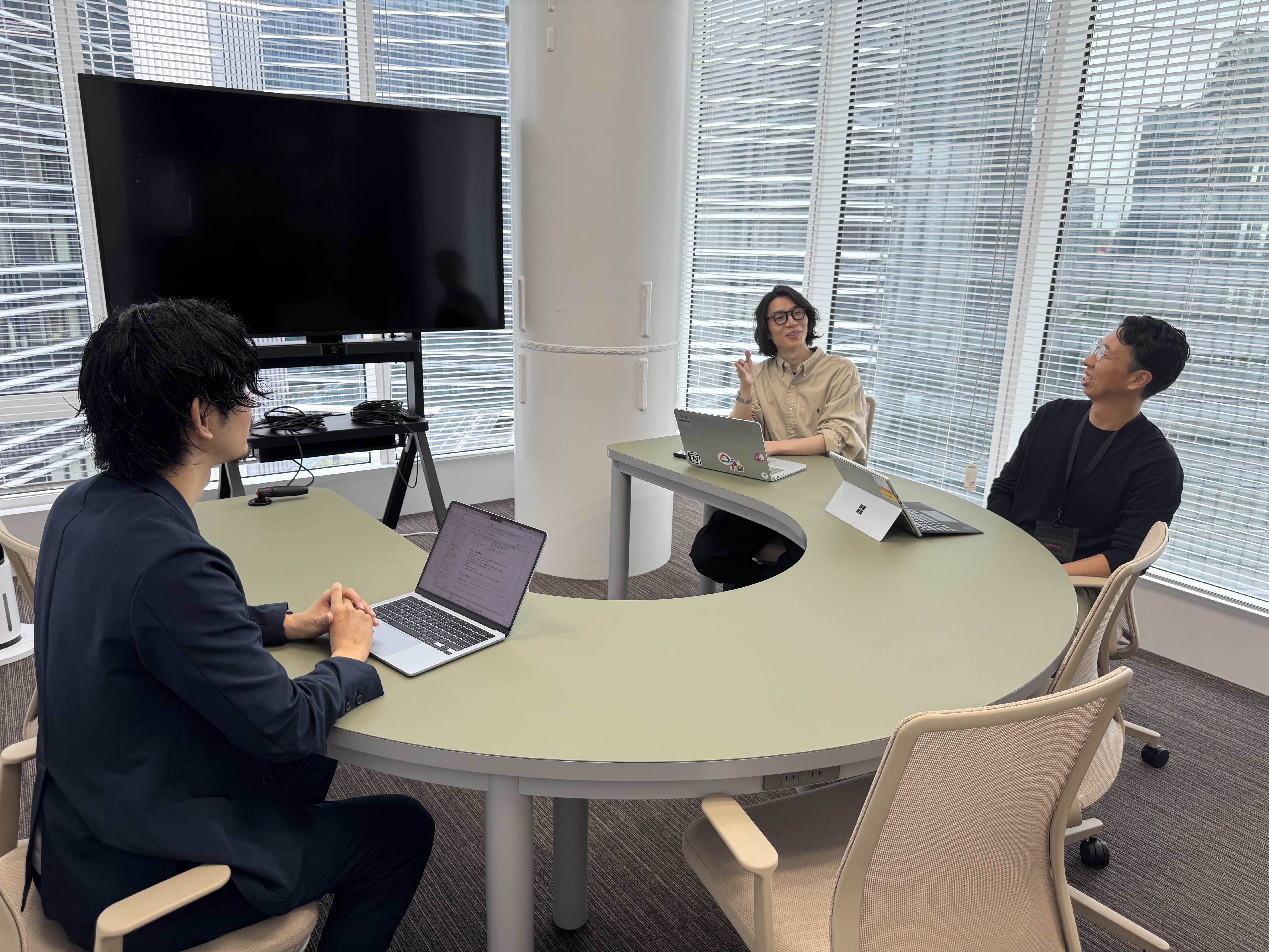 TEMP コンサルタントの円谷と三菱電機株式会社 村上様・前田様